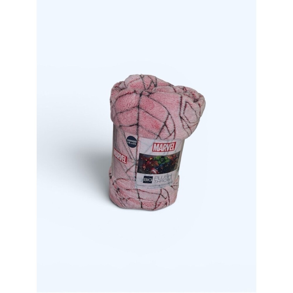 NWT Marvel SpiderMan Oversized soft blanket